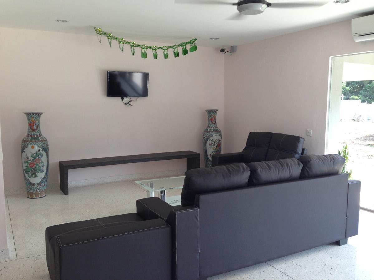 First Guest House Kuantan Exterior photo